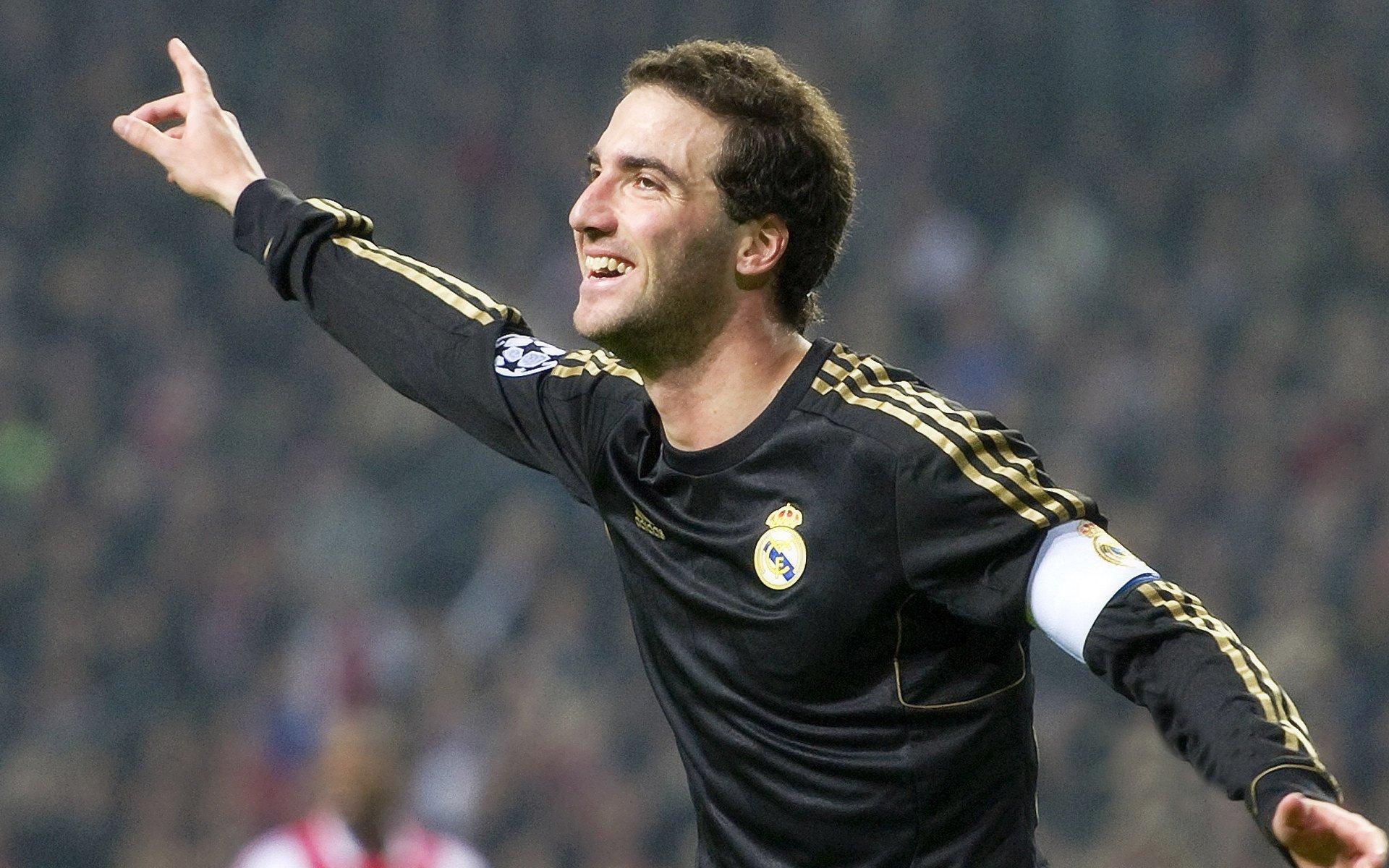 湖人惨败雷霆引发全网群嘲，提前开香槟的自信从何而来？